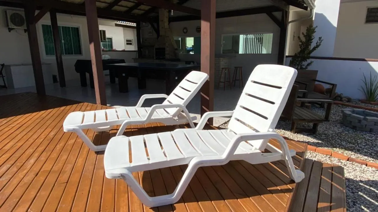 Casa De Praia Top! Beto Carrero, 500M Do Parque, Com Piscina E Sinuca, 1 Suite + 2 Quartos, 3Bwc, A 300M Da Praia Churrasqueira E Estacionamento Privado Penha  Vakantiehuis