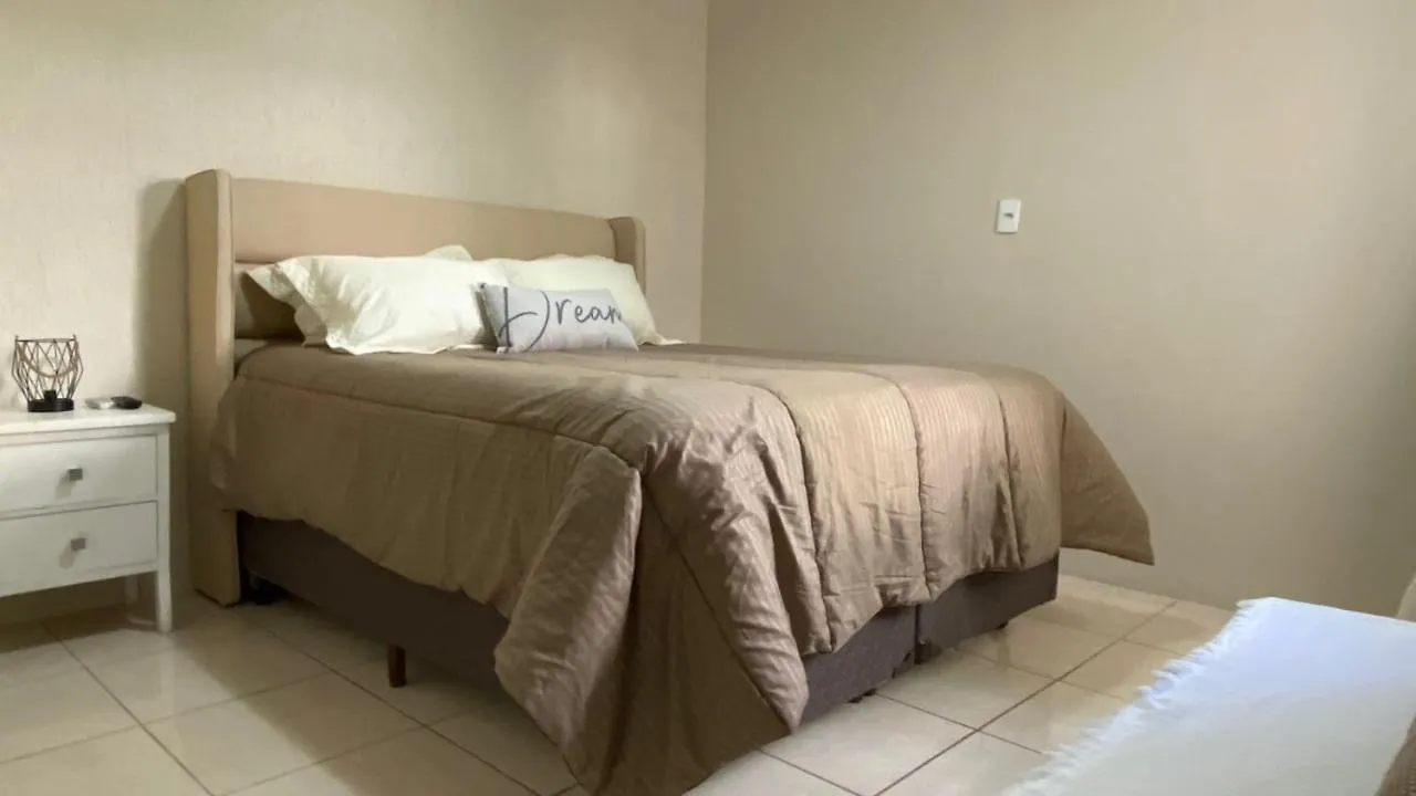 Casa De Praia Top! Beto Carrero, 500M Do Parque, Com Piscina E Sinuca, 1 Suite + 2 Quartos, 3Bwc, A 300M Da Praia Churrasqueira E Estacionamento Privado Penha  0*, Penha (Santa Catarina)